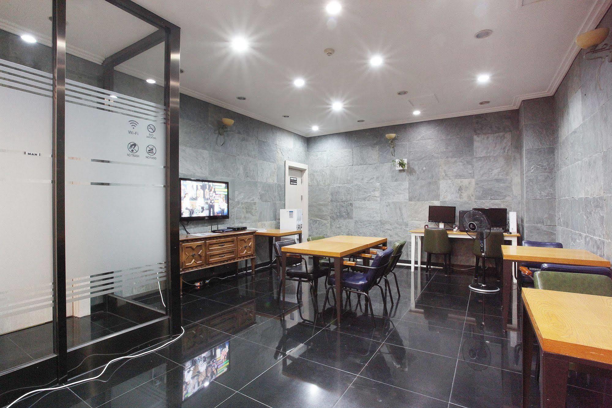 Noblesse Hotel Jeju Buitenkant foto