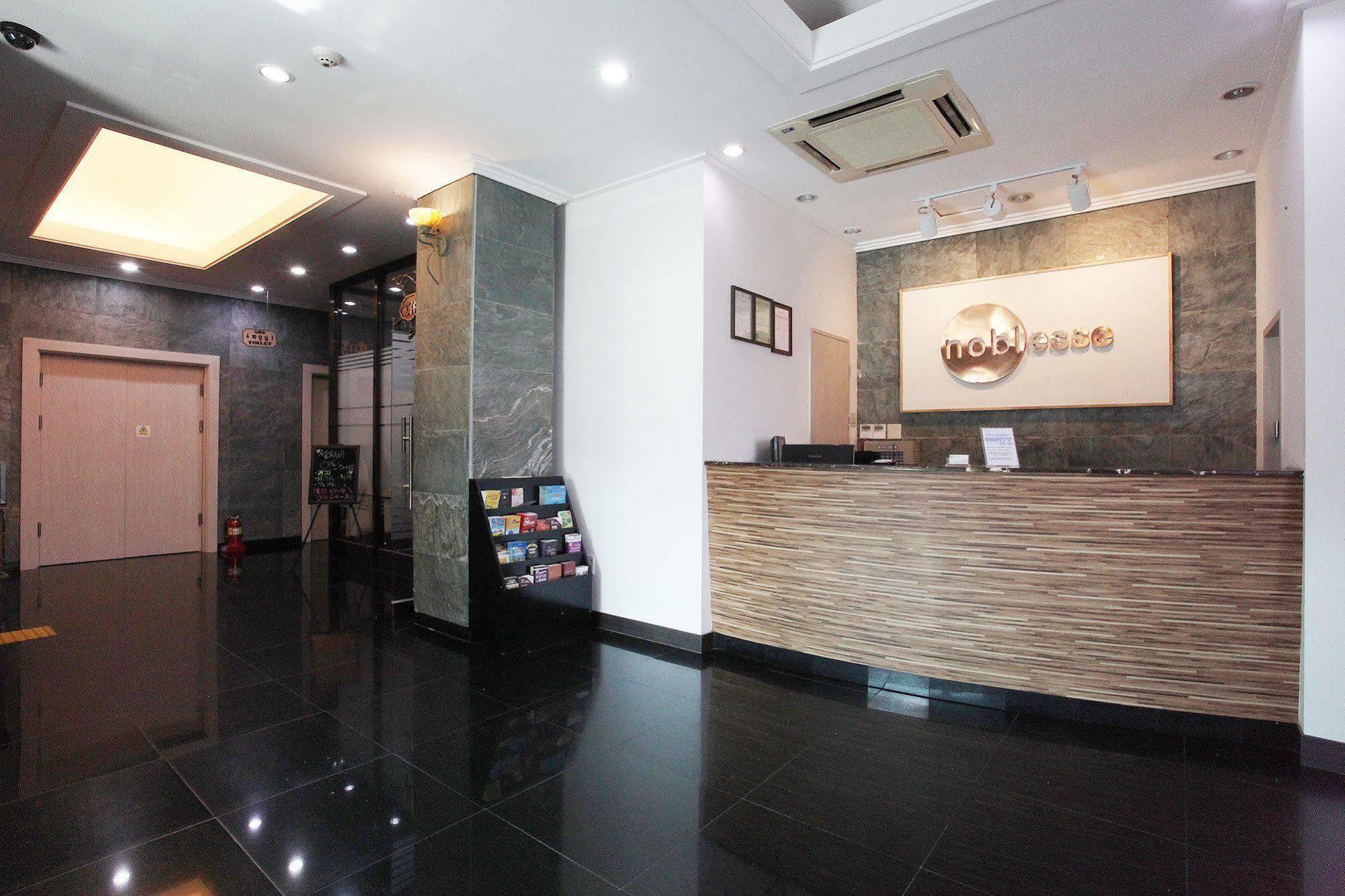 Noblesse Hotel Jeju Buitenkant foto