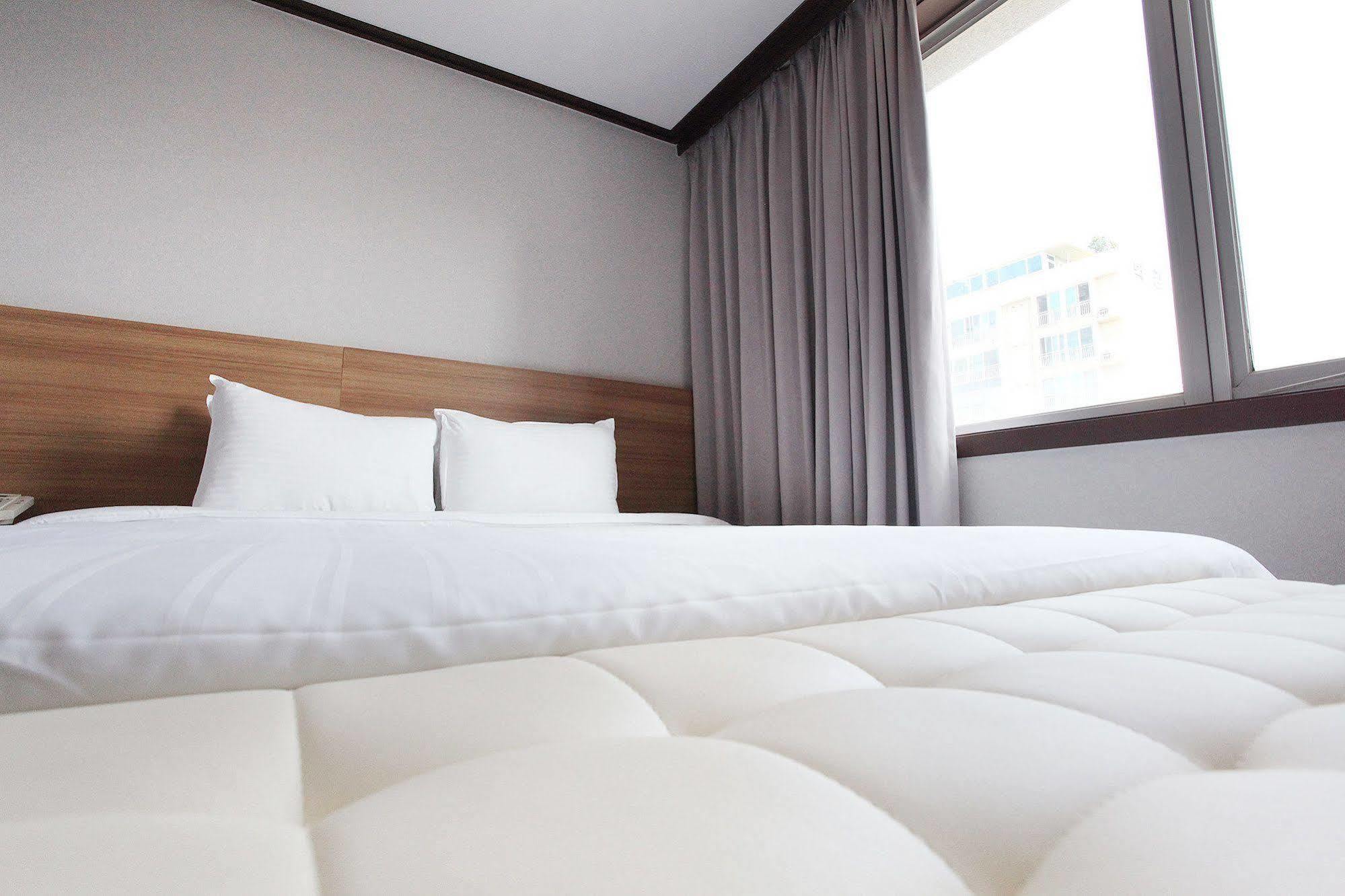 Noblesse Hotel Jeju Buitenkant foto