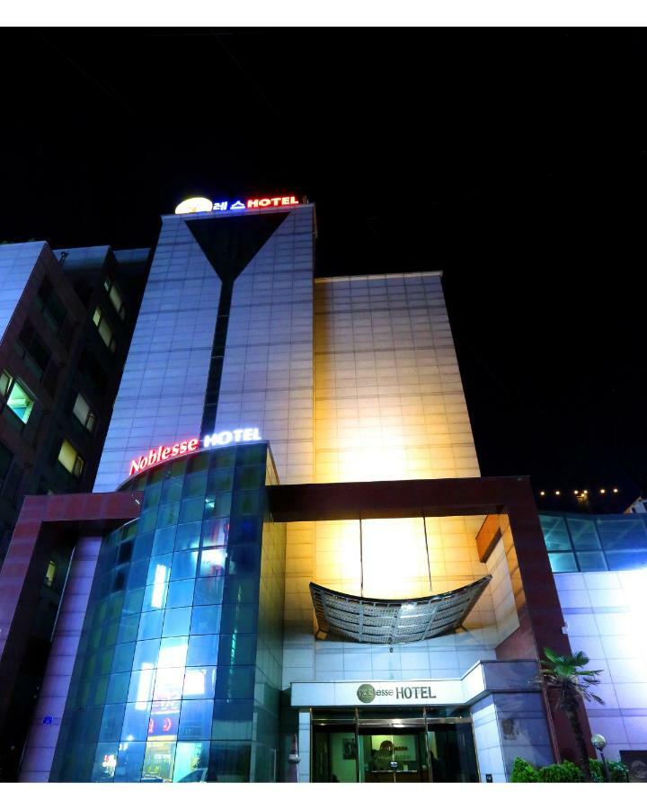 Noblesse Hotel Jeju Buitenkant foto